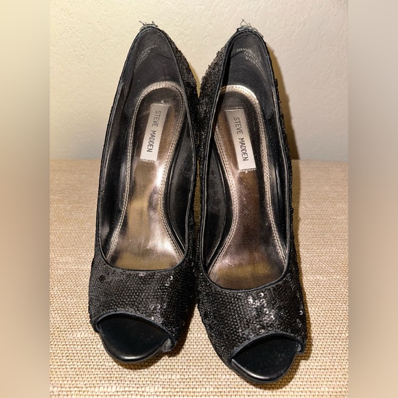 Sequin Wedges - Picture 7 of 8